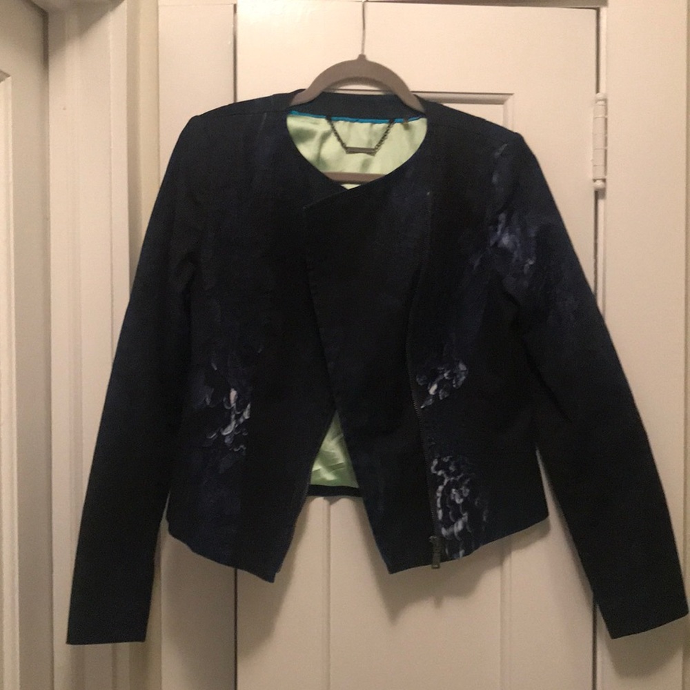 Jacket - Picture 3 of 3